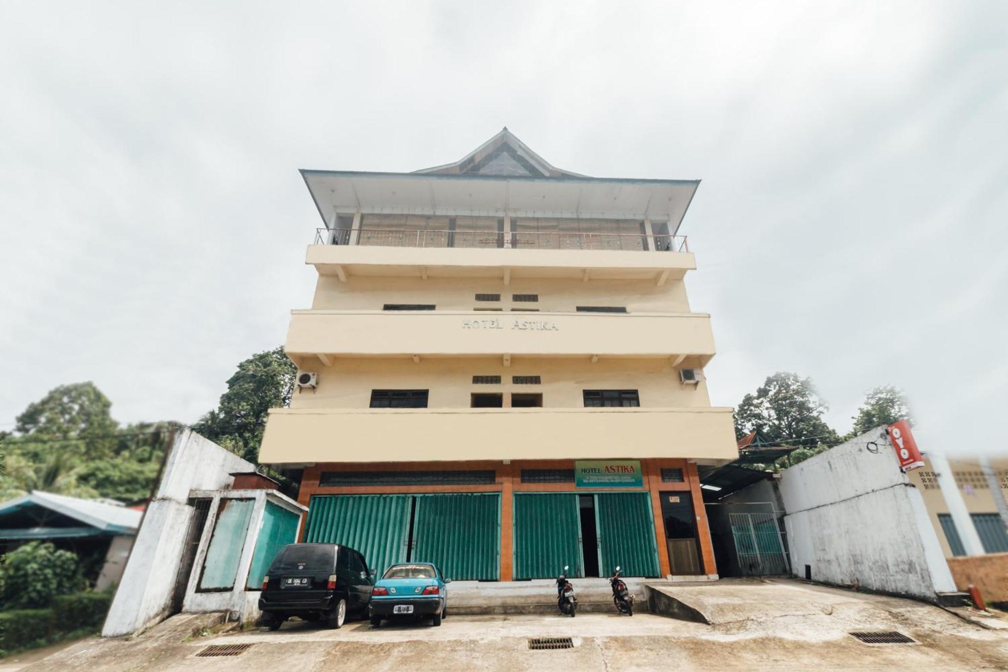 Oyo 2269 Hotel Astika امبون المظهر الخارجي الصورة